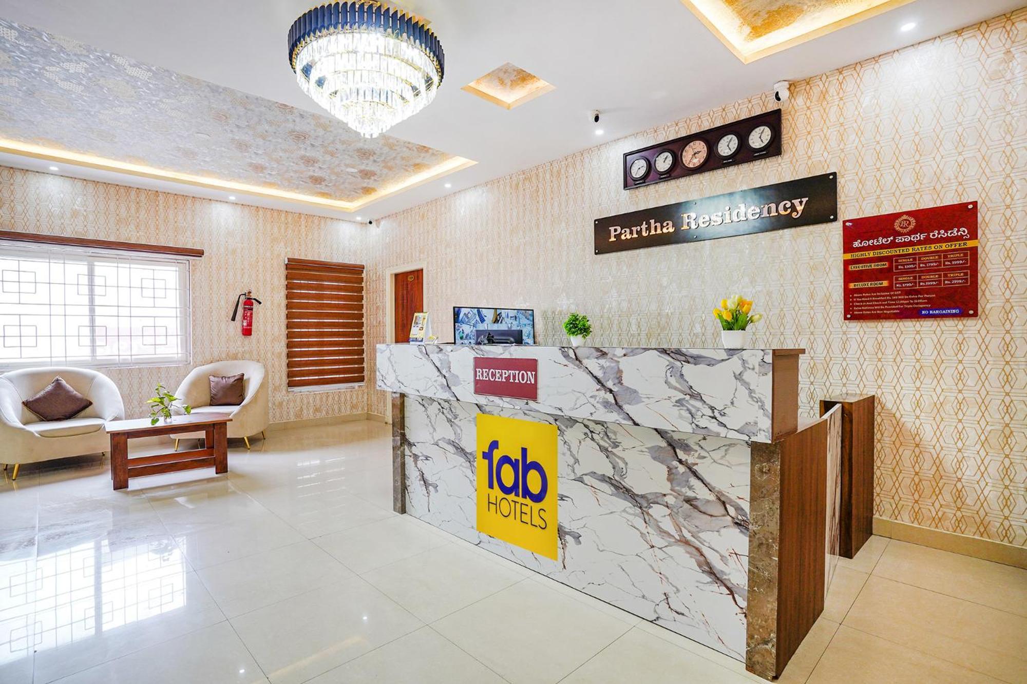 Fabhotel Partha Residency - Nr Iskcon Kr Puram Bangalore Exteriör bild