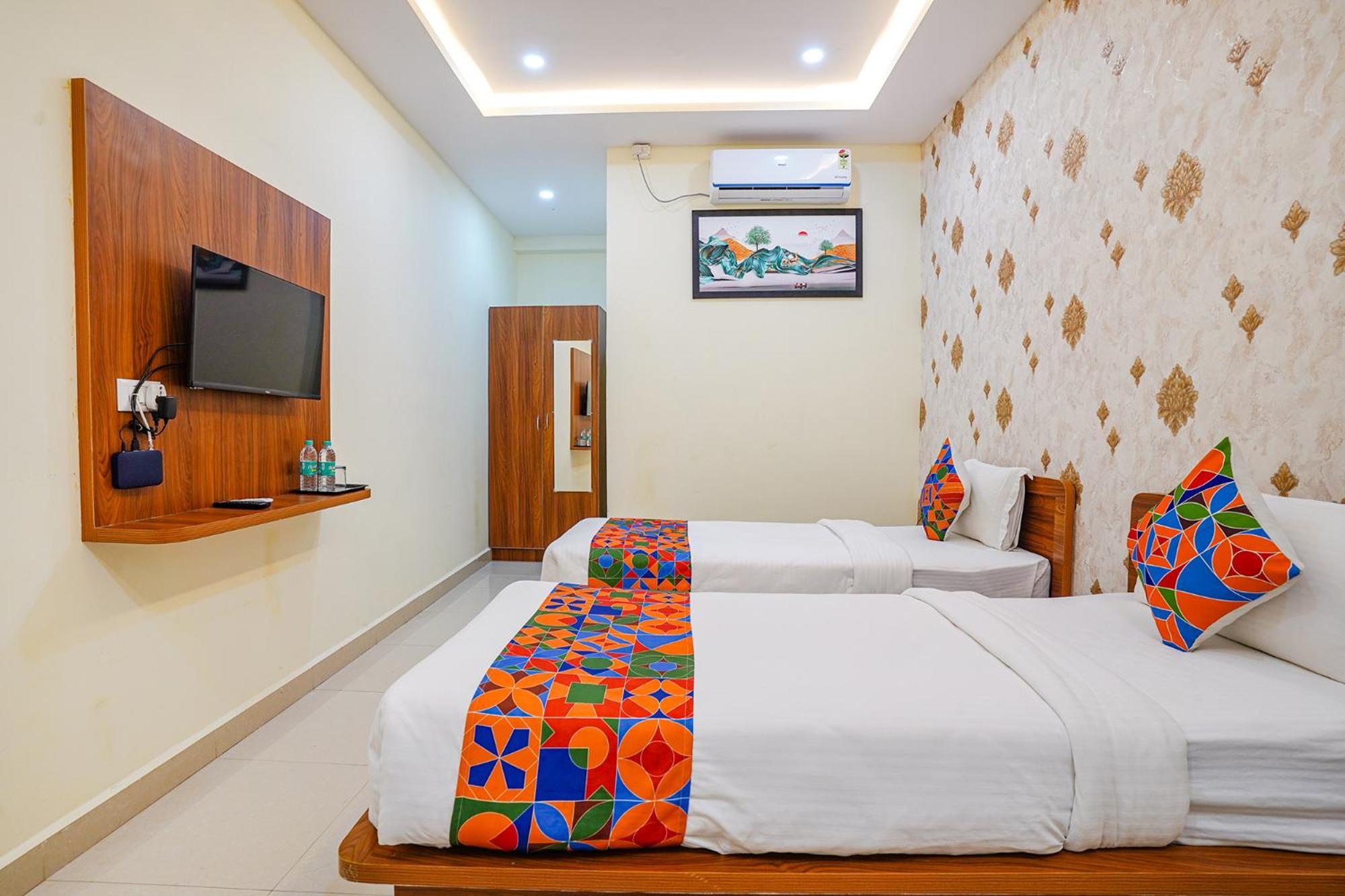 Fabhotel Partha Residency - Nr Iskcon Kr Puram Bangalore Exteriör bild